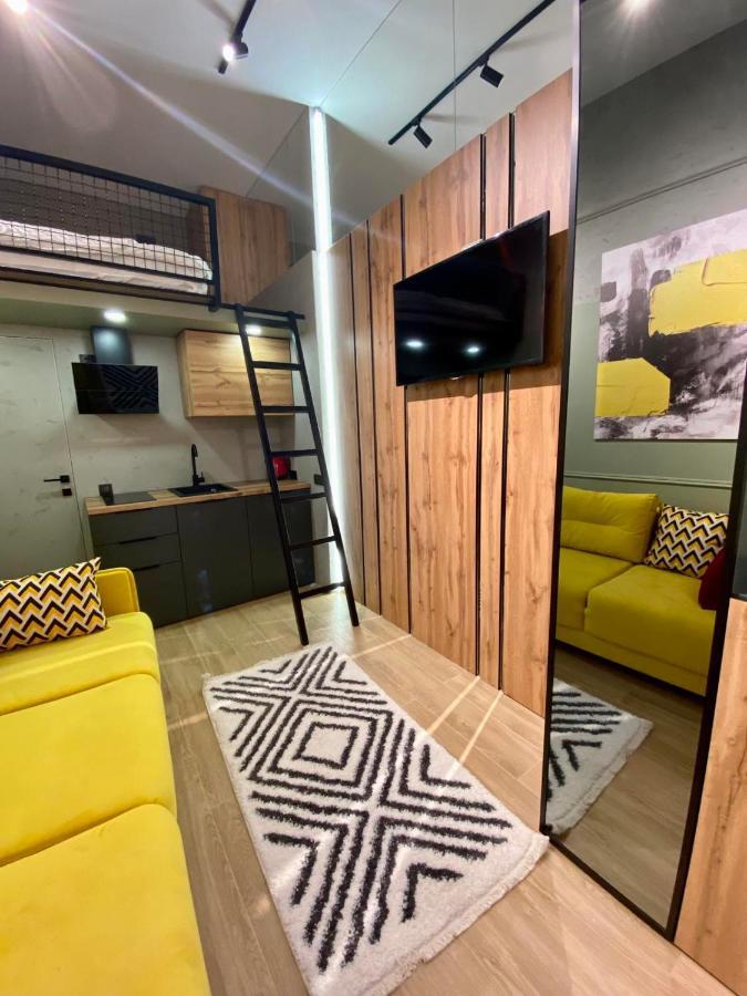 Leogrand Apartments On Filatova 12 ลวีฟ ภายนอก รูปภาพ